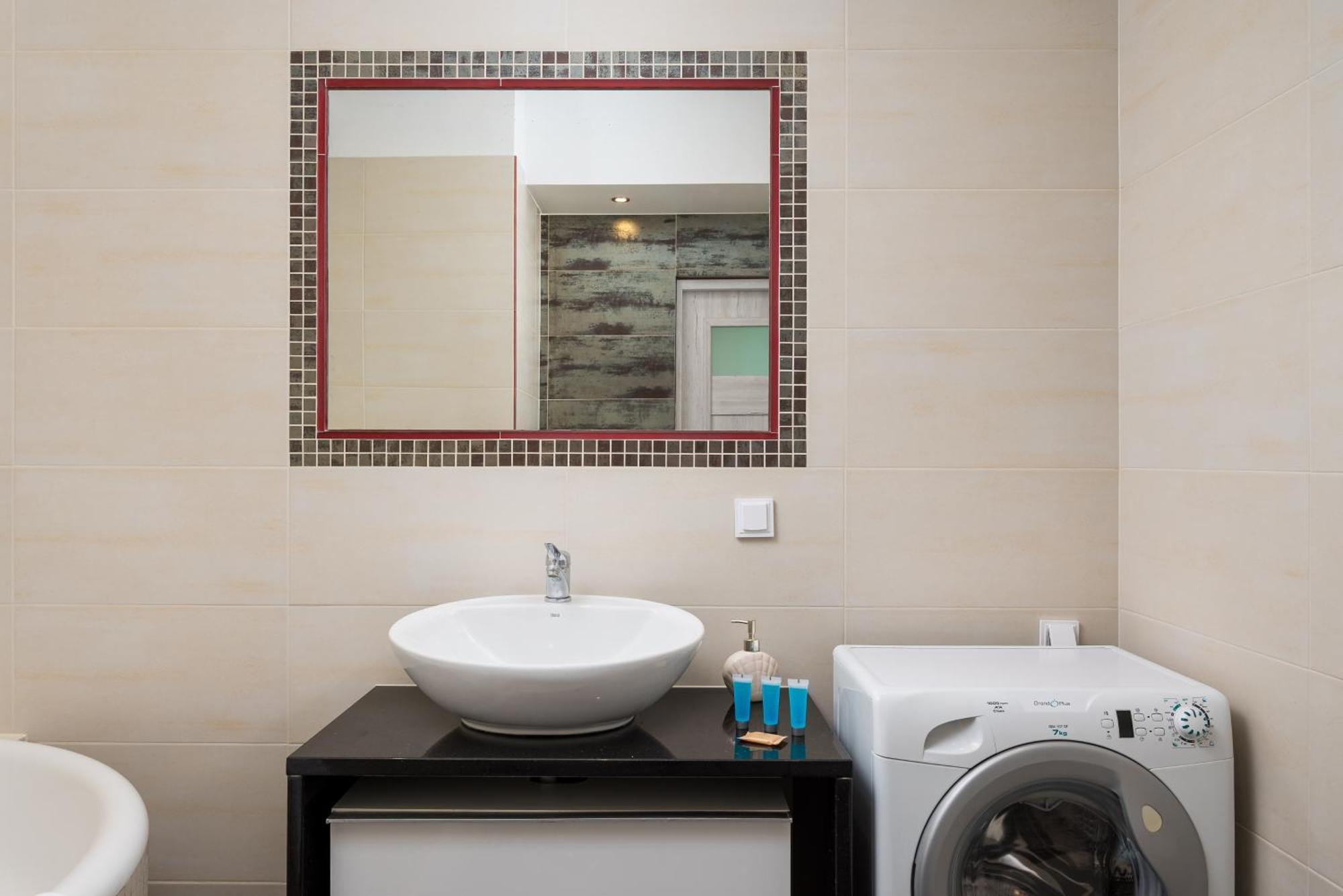 ורשה Ochota Deluxe Apartment מראה חיצוני תמונה